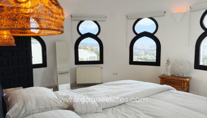 Te koop - Huis - Vrijstaande Villa - Teulada - Moraira