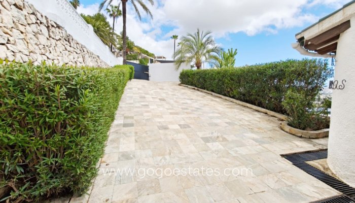 Te koop - Huis - Vrijstaande Villa - Teulada - Moraira