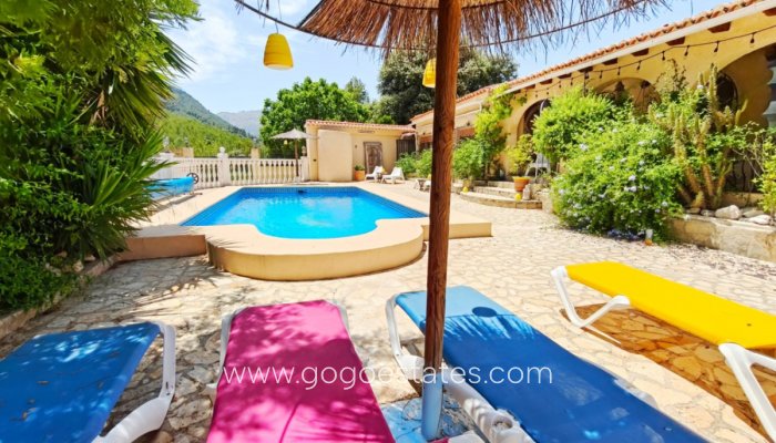 Te koop - Huis - Finca - Cortijo - Castell de Castells