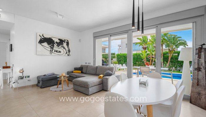 Te koop - Huis - Vrijstaande Villa - Orihuela - Vista Bella Golf