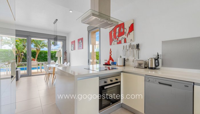 Te koop - Huis - Vrijstaande Villa - Orihuela - Vista Bella Golf