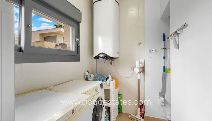 Te koop - Huis - Vrijstaande Villa - Orihuela - Vista Bella Golf