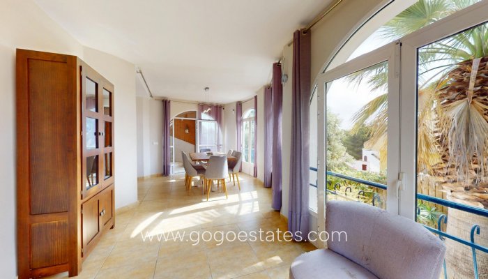 Te koop - Huis - Vrijstaande Villa - Orihuela - La Zenia