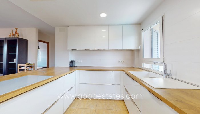 Te koop - Huis - Vrijstaande Villa - Orihuela - La Zenia