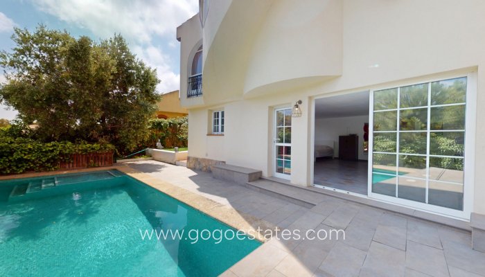 Te koop - Huis - Vrijstaande Villa - Orihuela - La Zenia