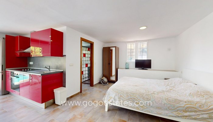 Te koop - Huis - Vrijstaande Villa - Orihuela - La Zenia