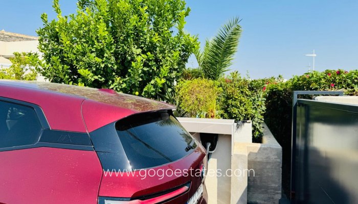 Te koop - Huis - Vrijstaande Villa - Algorfa - La finca golf