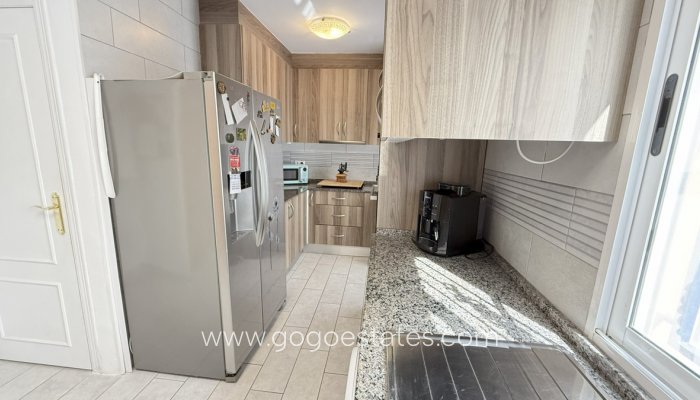 Te koop - Huis - Vrijstaande Villa - Orihuela - La Zenia