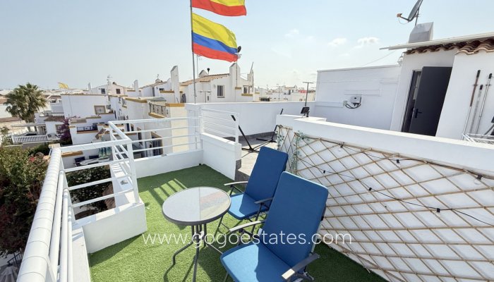 Te koop - Huis - Vrijstaande Villa - Orihuela - La Zenia