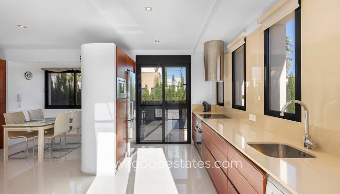 Revente - Maison - Villa Individuelle - Orihuela - La Zenia