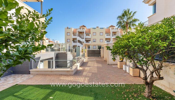 Revente - Maison - Villa Individuelle - Orihuela - La Zenia