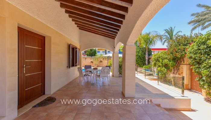 Te koop - Huis - Vrijstaande Villa - Orihuela - Punta Prima