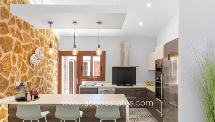 Te koop - Huis - Vrijstaande Villa - Orihuela - Punta Prima