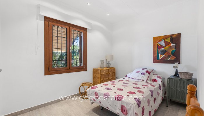 Te koop - Huis - Vrijstaande Villa - Orihuela - Punta Prima