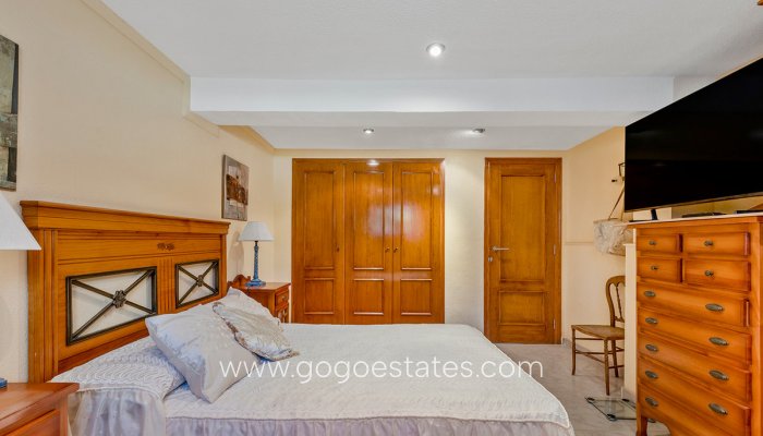 Te koop - Huis - Vrijstaande Villa - Orihuela - Rocio del Mar