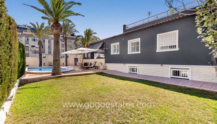 Te koop - Huis - Vrijstaande Villa - Orihuela - Rocio del Mar