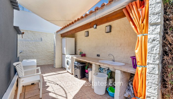 Te koop - Huis - Vrijstaande Villa - Orihuela - Rocio del Mar