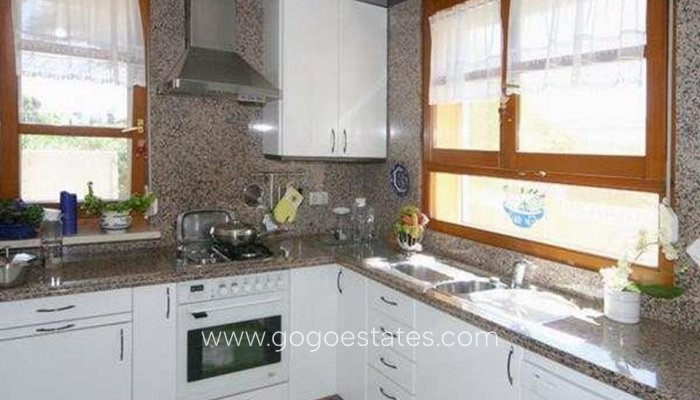 Te koop - Huis - Vrijstaande Villa - Dénia - Denia Centro