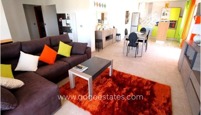 Resale - House - Detached Villa - Sella