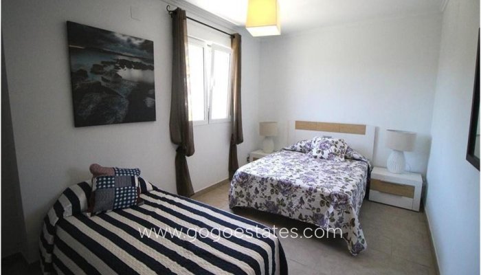 Resale - House - Detached Villa - Sella