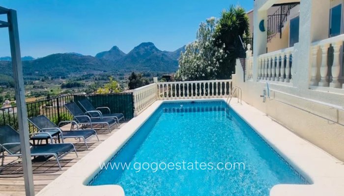 Te koop - Huis - Stadswoning - Jalon - Jalon Centro