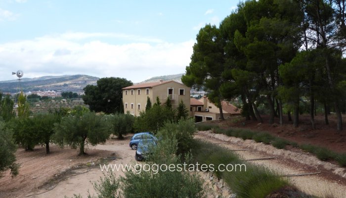 Te koop - Huis - Vrijstaande Villa - Ibi - Ibi Centro