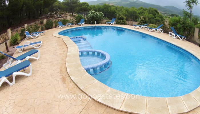 Te koop - Huis - Vrijstaande Villa - Ibi - Ibi Centro