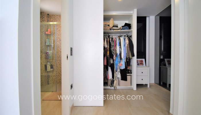 Te koop - Huis - Vrijstaande Villa - Orihuela - Villamartin