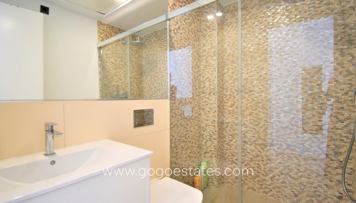 Te koop - Huis - Vrijstaande Villa - Orihuela - Villamartin