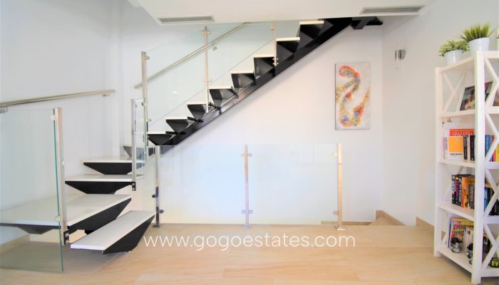 Te koop - Huis - Vrijstaande Villa - Orihuela - Villamartin