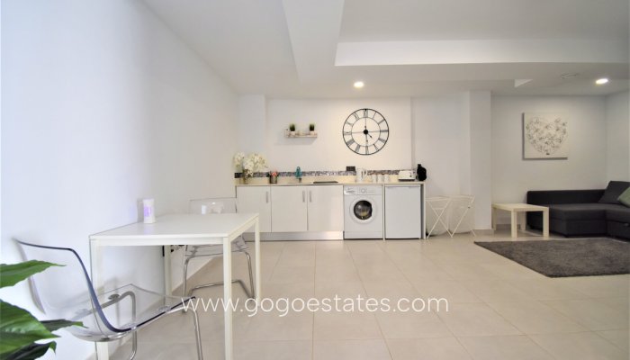 Te koop - Huis - Vrijstaande Villa - Orihuela - Villamartin