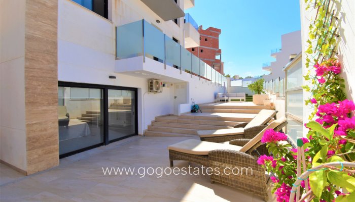 Te koop - Huis - Vrijstaande Villa - Orihuela - Villamartin