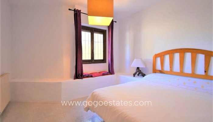 Te koop - Huis - Vrijstaande Villa - Orihuela - Villamartin