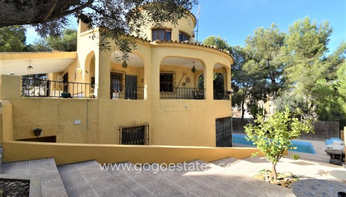 Te koop - Huis - Vrijstaande Villa - Orihuela - Villamartin