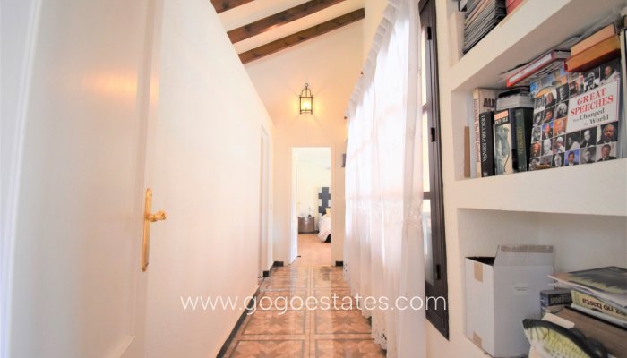 Te koop - Huis - Vrijstaande Villa - Orihuela - Villamartin