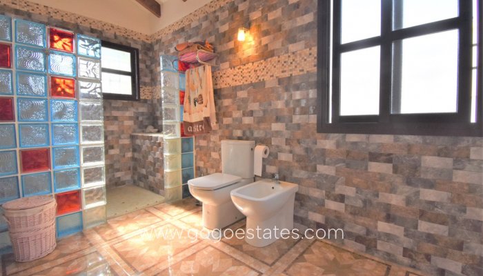 Te koop - Huis - Vrijstaande Villa - Orihuela - Villamartin