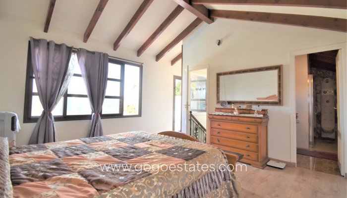 Te koop - Huis - Vrijstaande Villa - Orihuela - Villamartin