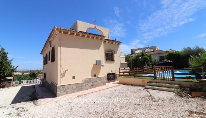 Te koop - Huis - Vrijstaande Villa - Algorfa - Algorfa Centro