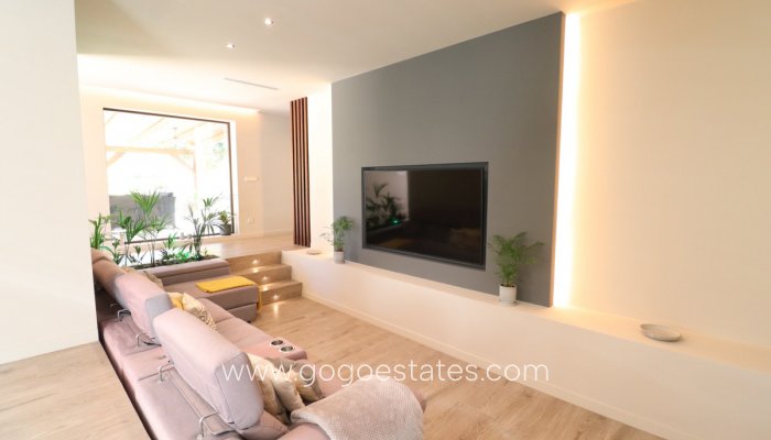 Te koop - Huis - Vrijstaande Villa - Aspe - Aspe Centro