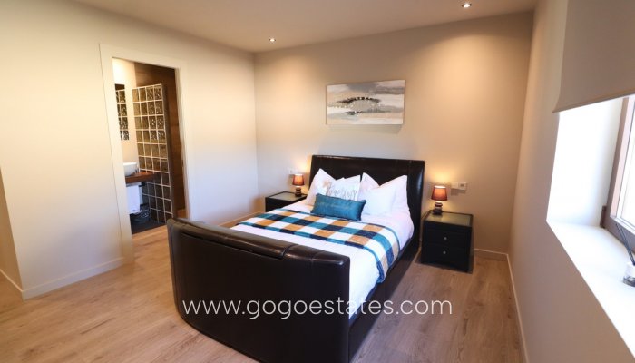 Te koop - Huis - Vrijstaande Villa - Aspe - Aspe Centro