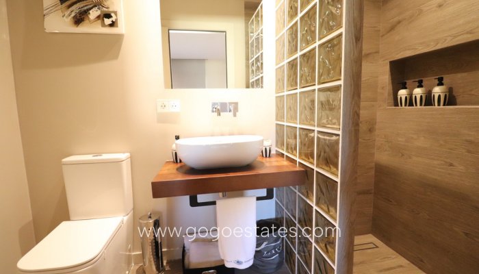 Te koop - Huis - Vrijstaande Villa - Aspe - Aspe Centro