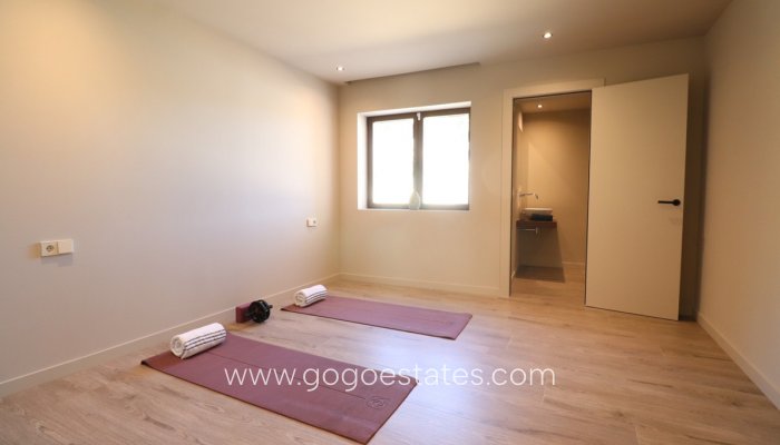 Te koop - Huis - Vrijstaande Villa - Aspe - Aspe Centro