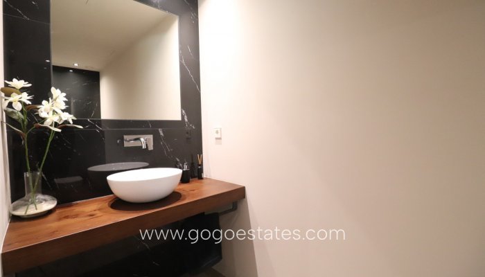 Te koop - Huis - Vrijstaande Villa - Aspe - Aspe Centro