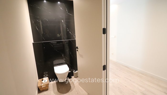 Te koop - Huis - Vrijstaande Villa - Aspe - Aspe Centro