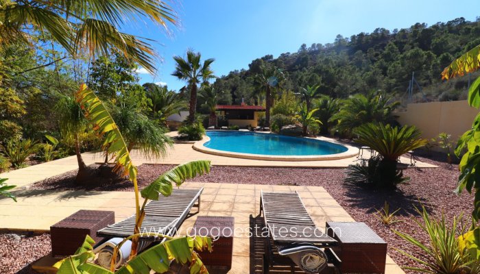 Te koop - Huis - Vrijstaande Villa - Aspe - Aspe Centro