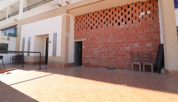 Te koop - Commercieel - Overig - Los Montesinos - Los Montesinos Centro