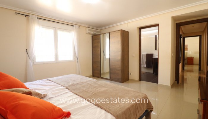 Te koop - Huis - Vrijstaande Villa - San Fulgencio - La Escuera