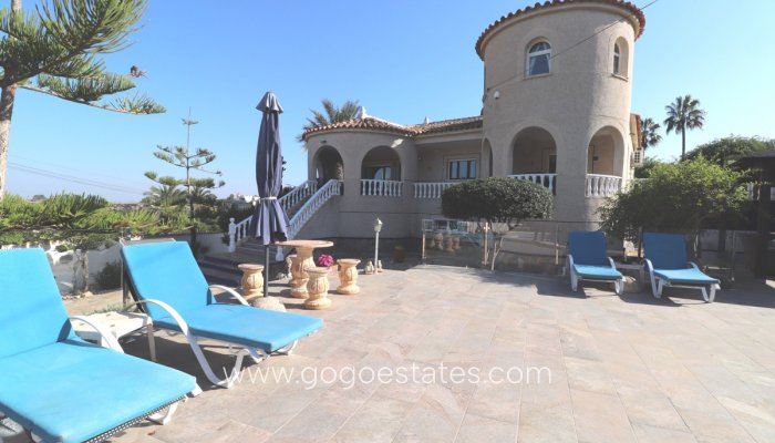 Te koop - Huis - Vrijstaande Villa - Algorfa - Algorfa Centro