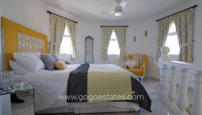 Te koop - Huis - Vrijstaande Villa - Algorfa - Algorfa Centro