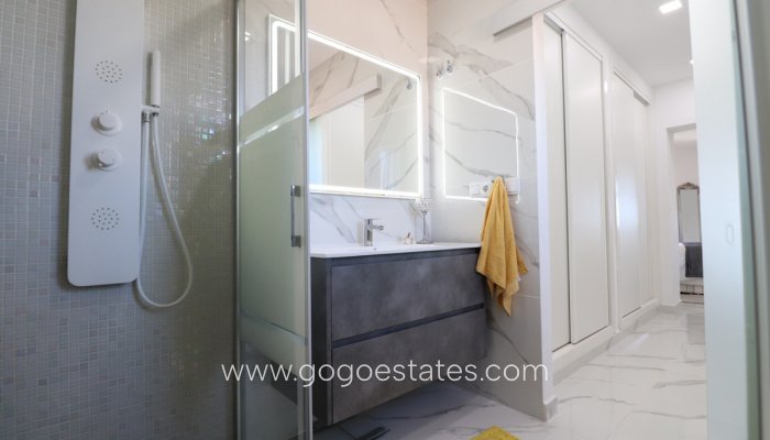 Te koop - Huis - Vrijstaande Villa - Algorfa - Algorfa Centro